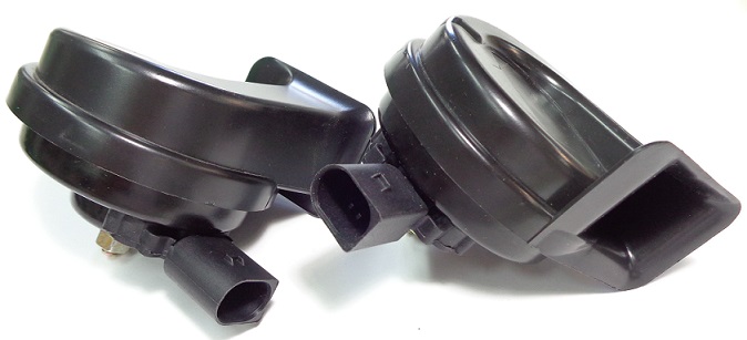 Juego Bocinas 80mm - Caracol c/conector 12V 2T