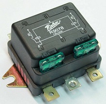 Relay Doble con fusibles independientes